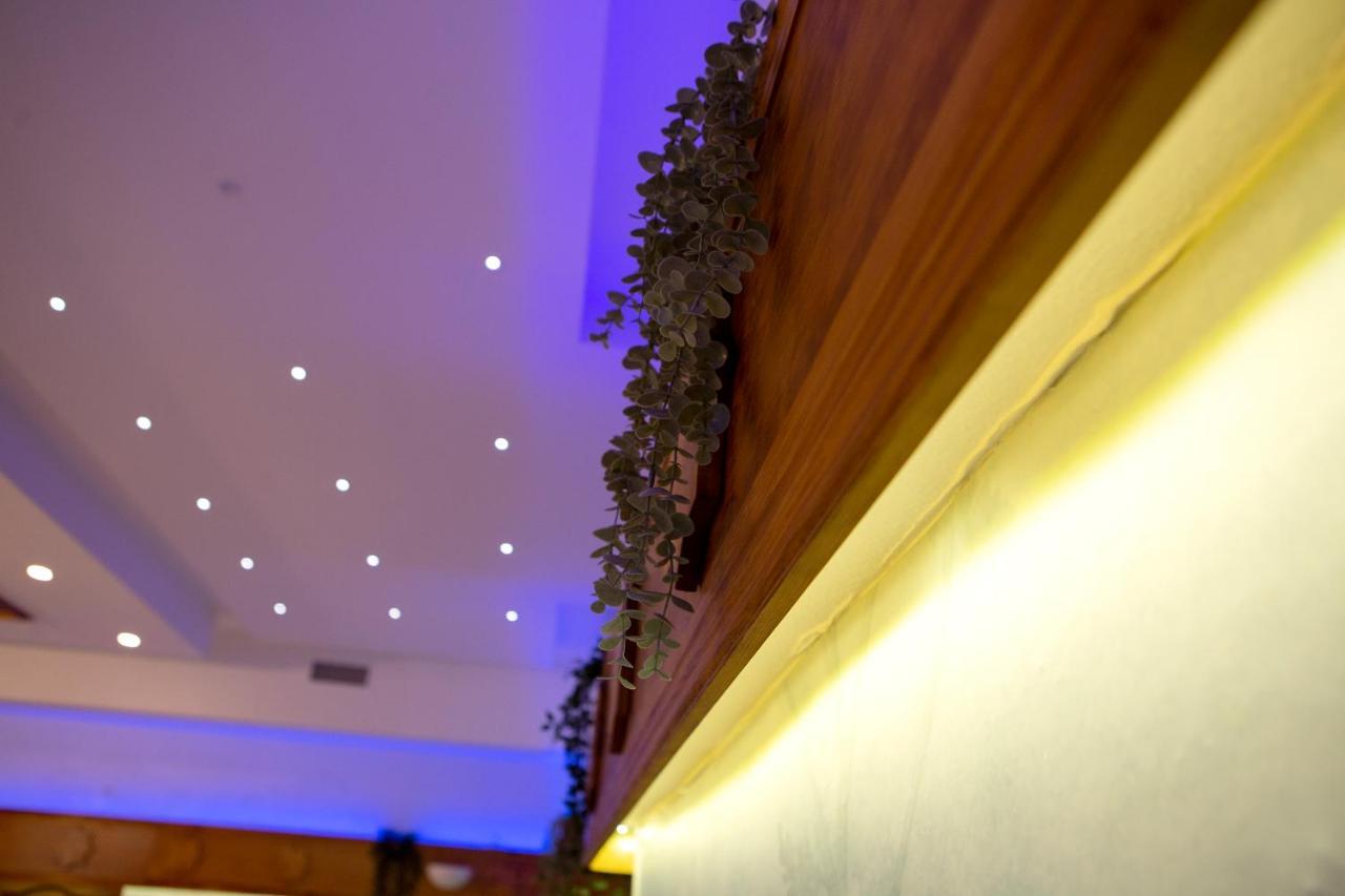 Hotel Torres I Вільянуева-дель-Арсобіспо Екстер'єр фото